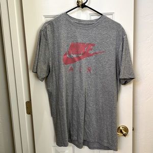 Men’s XL Nike tee Gray with red/pink logo